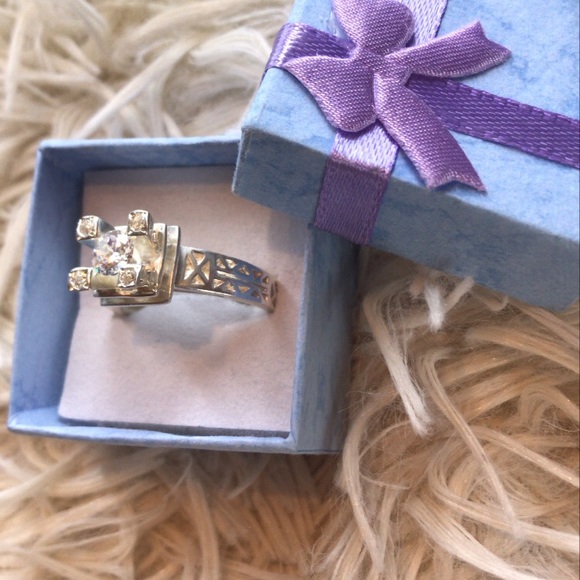 .925 sterling silver Eiffel Tower ring engagement - Picture 8 of 10